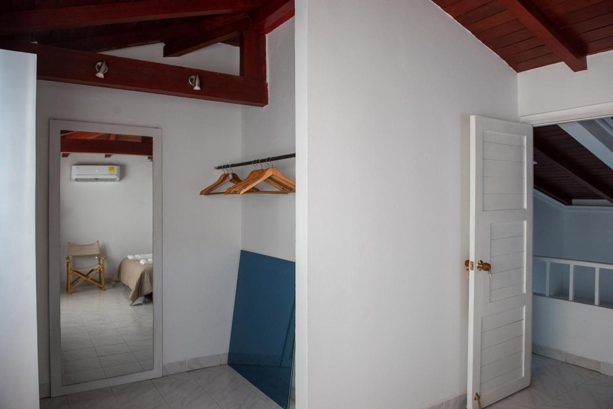 Apartamento Comodo Con Vista Al Mar Y La Montana