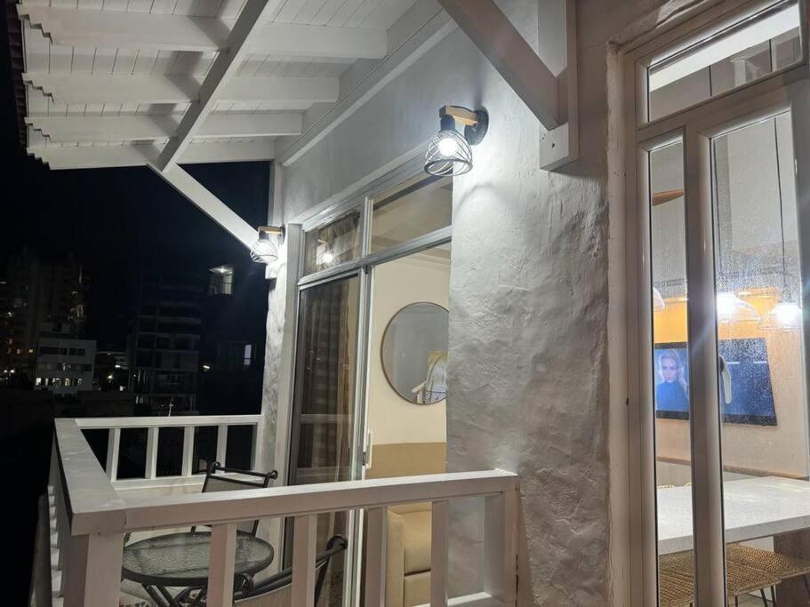Apartamento Comodo Con Vista Al Mar Y La Montana Santa Marta (Magdalena)